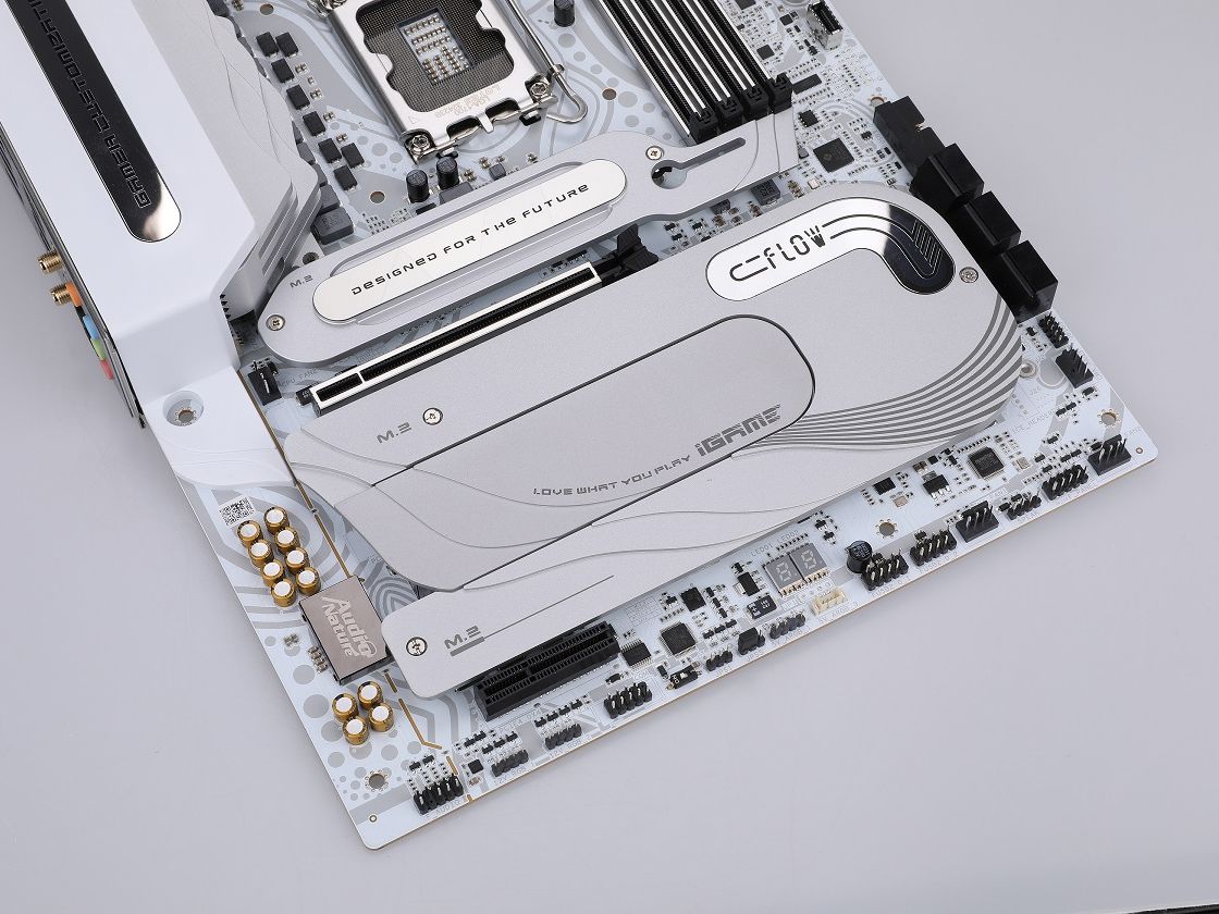Colorful Has Two New White Z790 Motherboards | Tom's Hardware