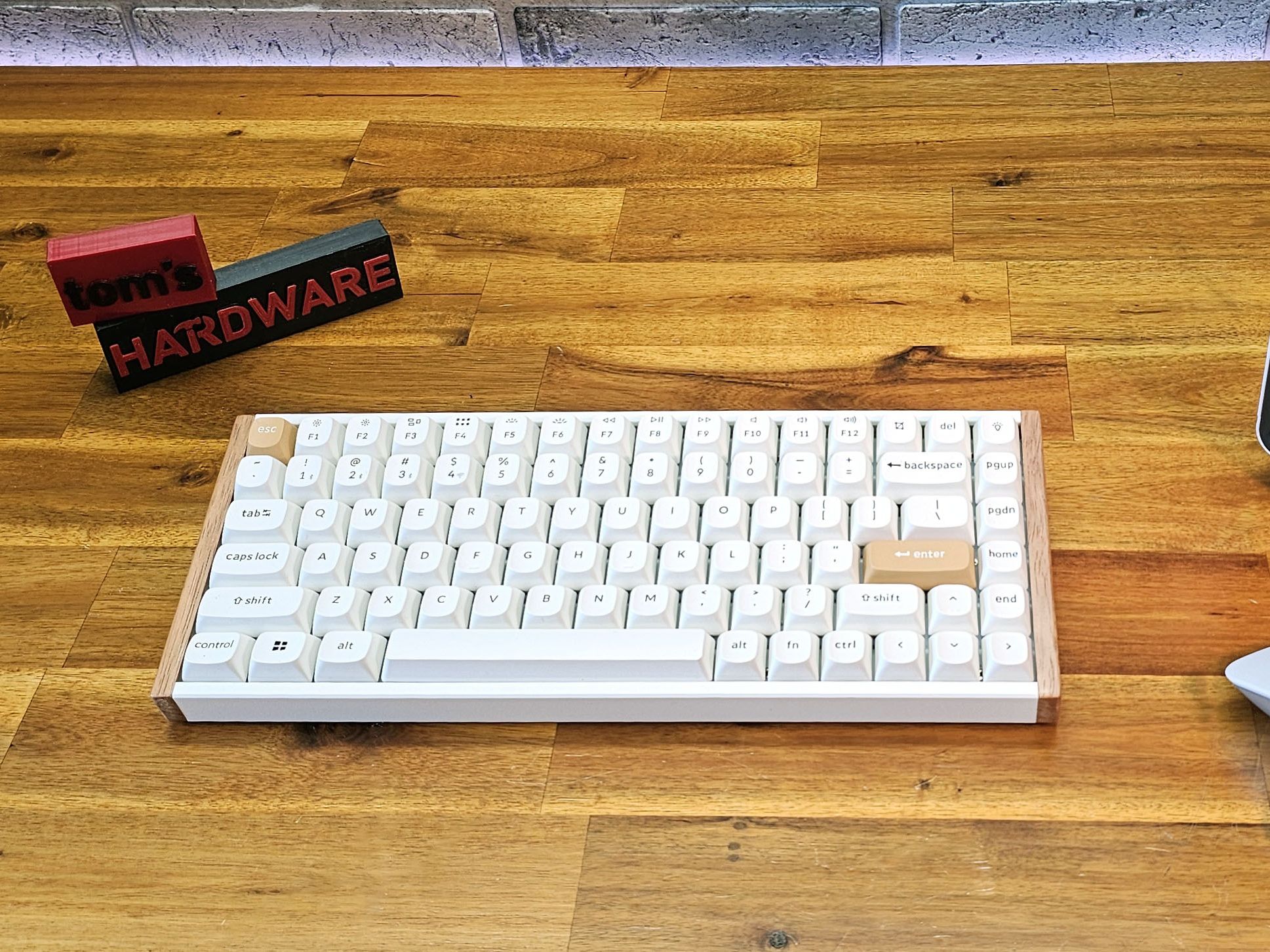 Keychron K2 HE Special Edition Review: Mid-Century Magnetic