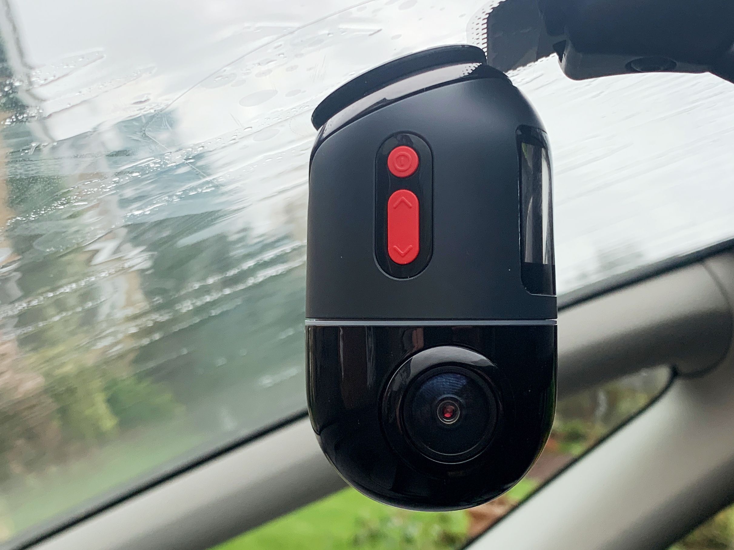 70mai Omni Dash Cam review: a smart, rotating 360-degree dash cam