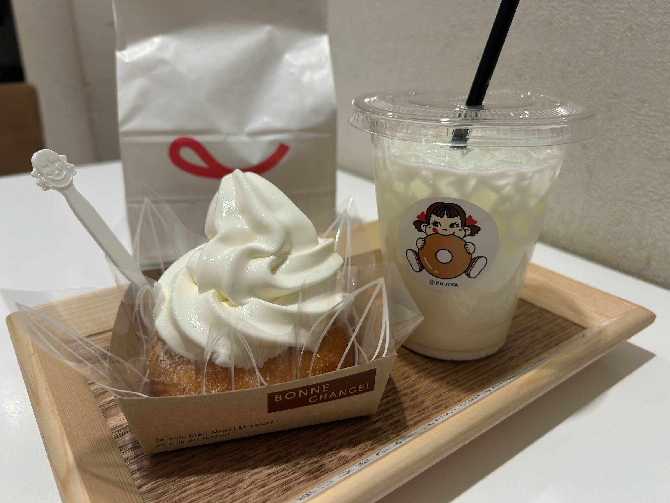 不二家初のドーナツ専門店「ペコちゃんmilkyドーナツ」で食べ比べ