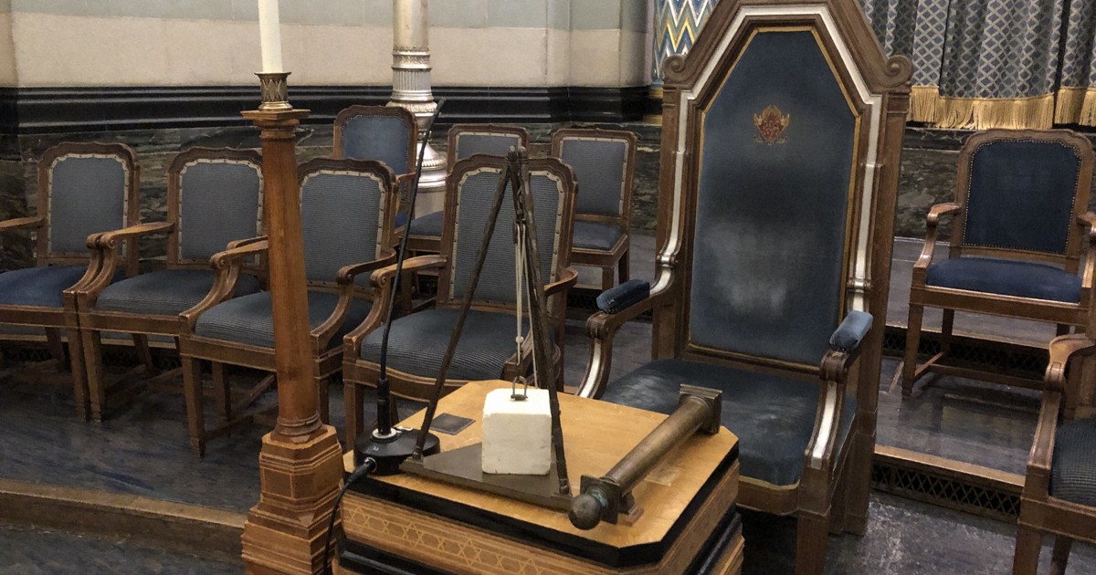 世界を操っている？普段の活動は？ フリーメーソン幹部に聞いた | 毎日新聞