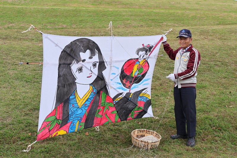 令和まつり考：「凧は世界に共通する」 浜松まつりの大凧、インドの空