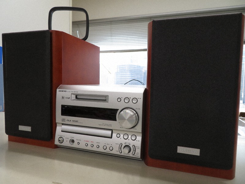 ミニコンポで1980年代を席巻 名門メーカー、迷走の果て | 毎日新聞