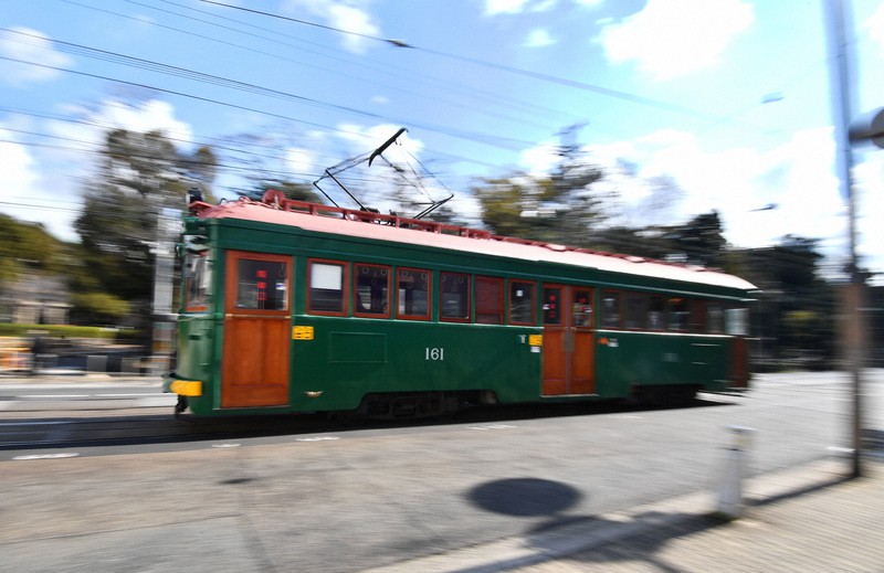 国内最古の電車「94歳」の貫禄 今も現役で大阪南部を運行 | 毎日新聞