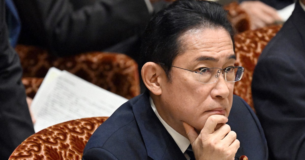 首相「増税くそメガネ」に苦笑い 「進化、承知せず」 参院予算委