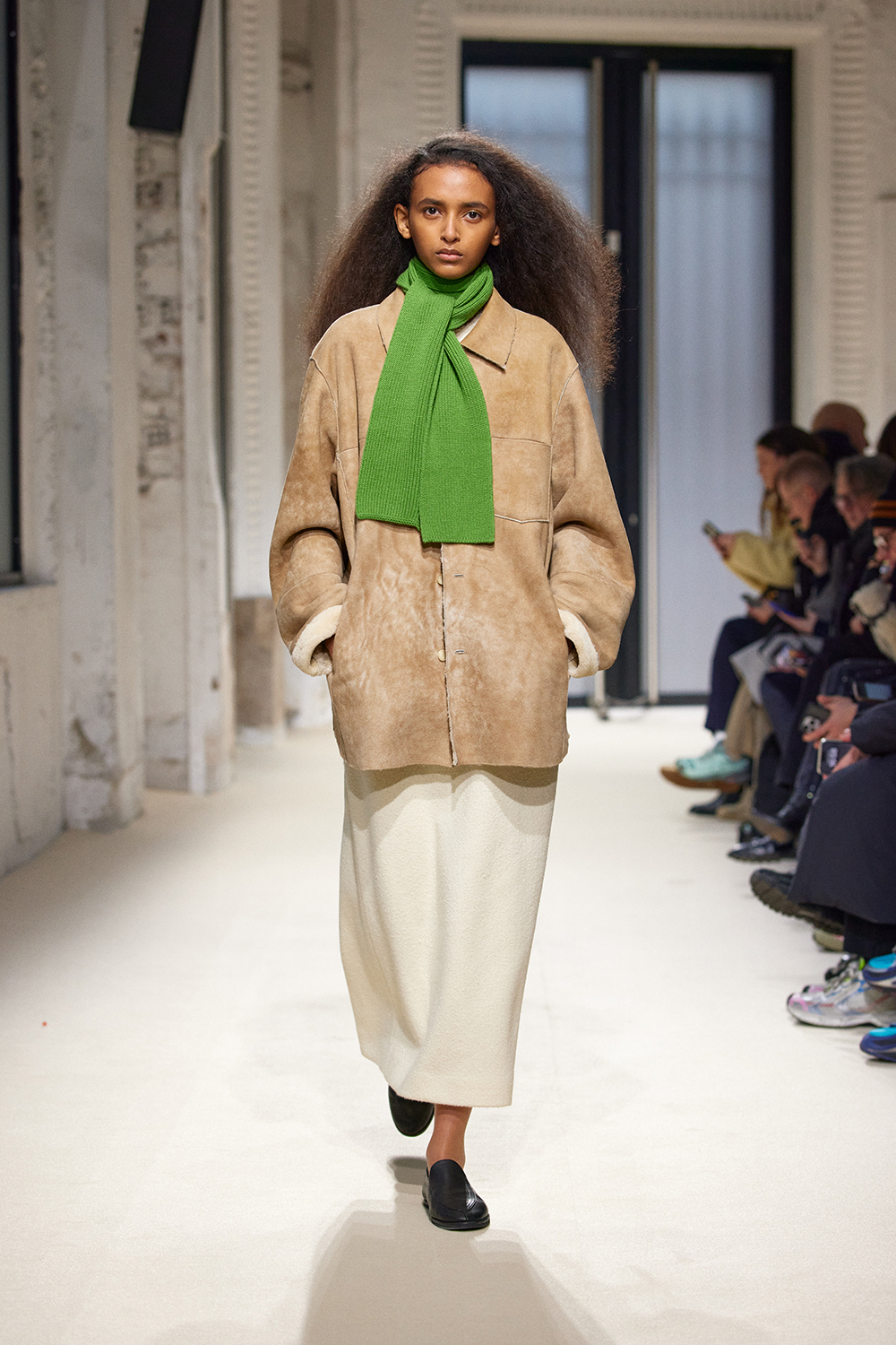 AURALEEの2025年秋冬コレクションが公開