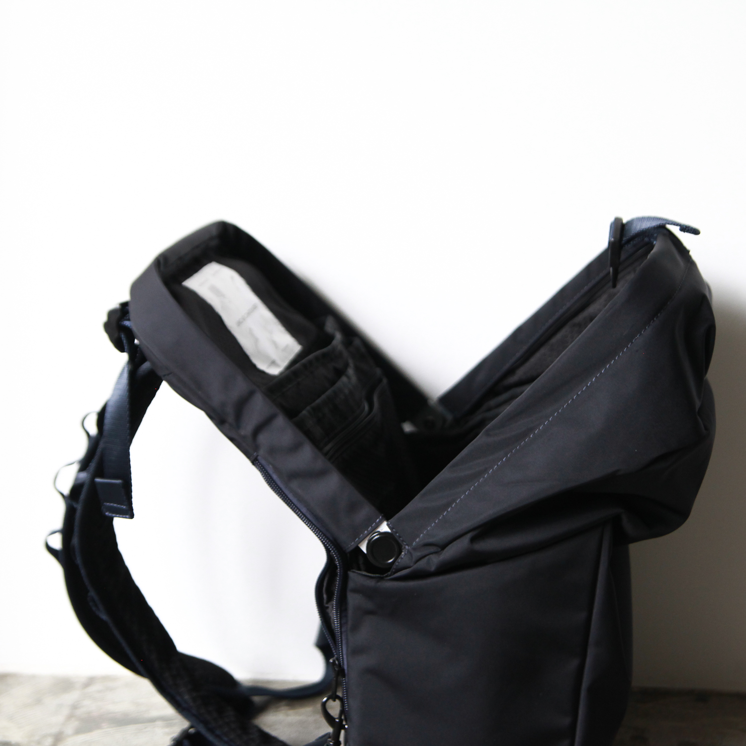 マスタードの入れもの探訪 #4：UNCAR COMPOUNDEDの『CONVERTIBLE TOP