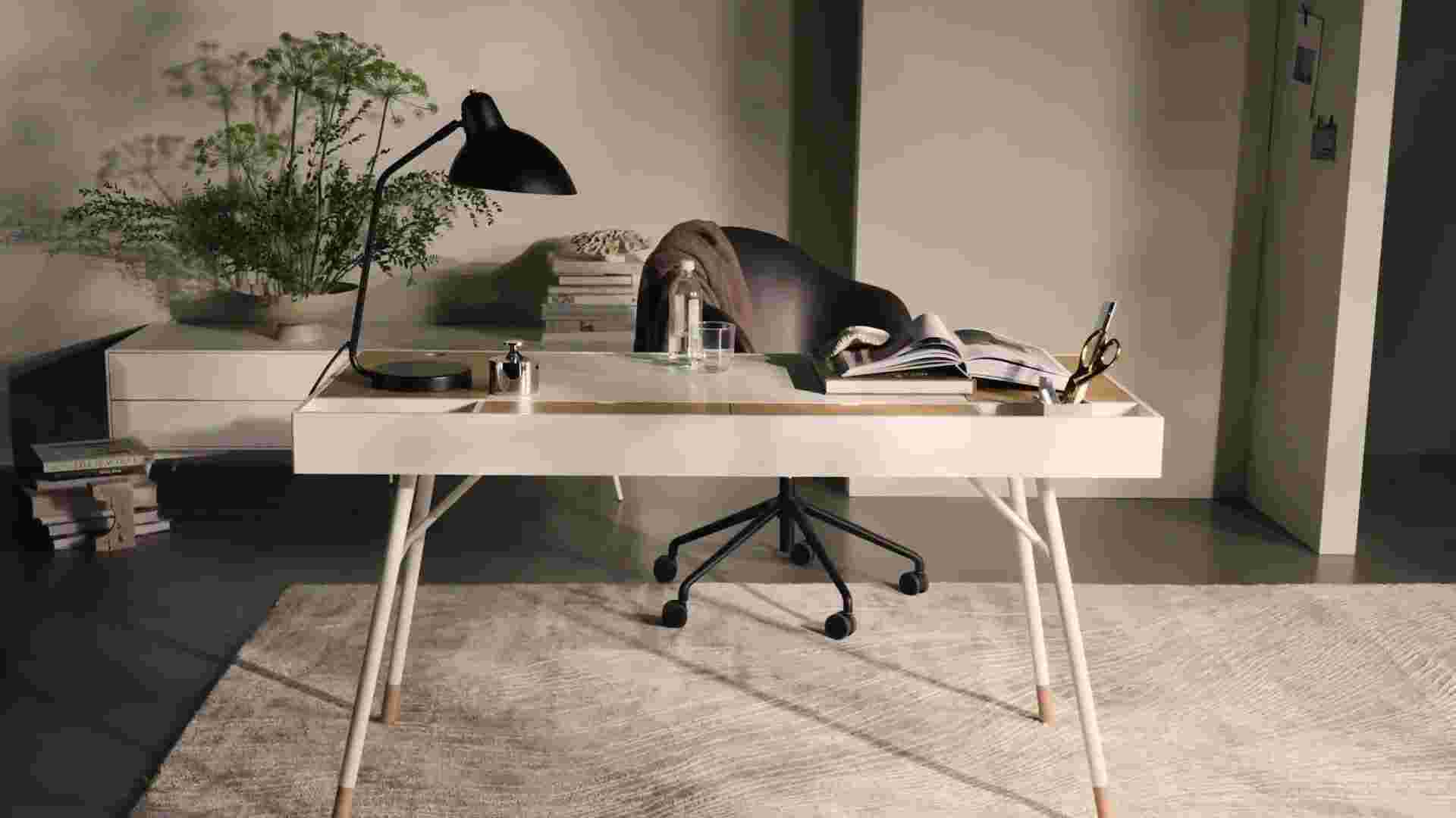 Cupertino designer desk collection | Shop now | BoConcept