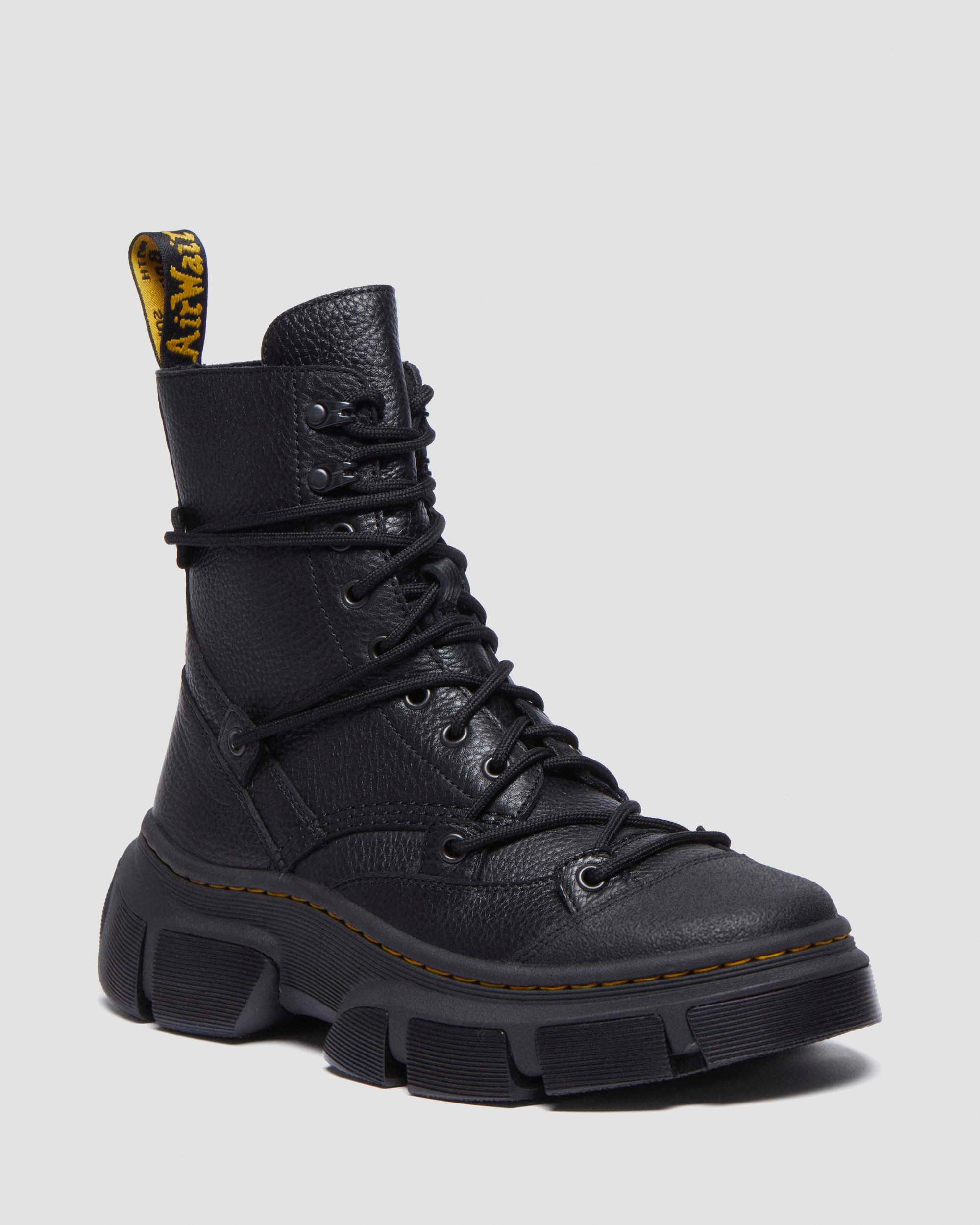 DMXL 8-eye leather boots in Black | Dr. Martens