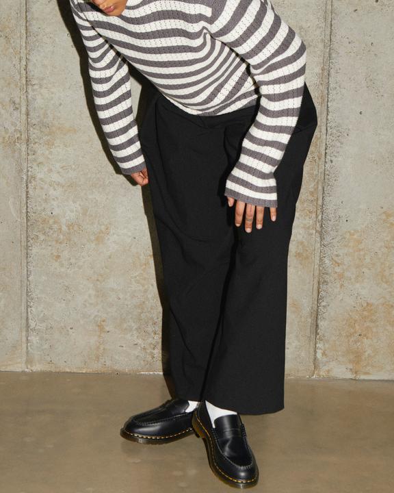 Penton Smooth Leather Loafers in Black | Dr. Martens