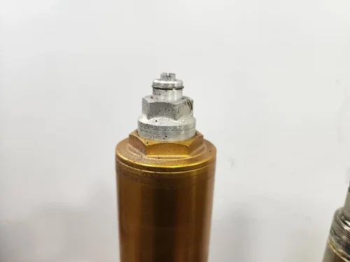 2005-2006 KAWASAKI NINJA ZX6R ZX636C OEM FRONT FORKS SHOCK