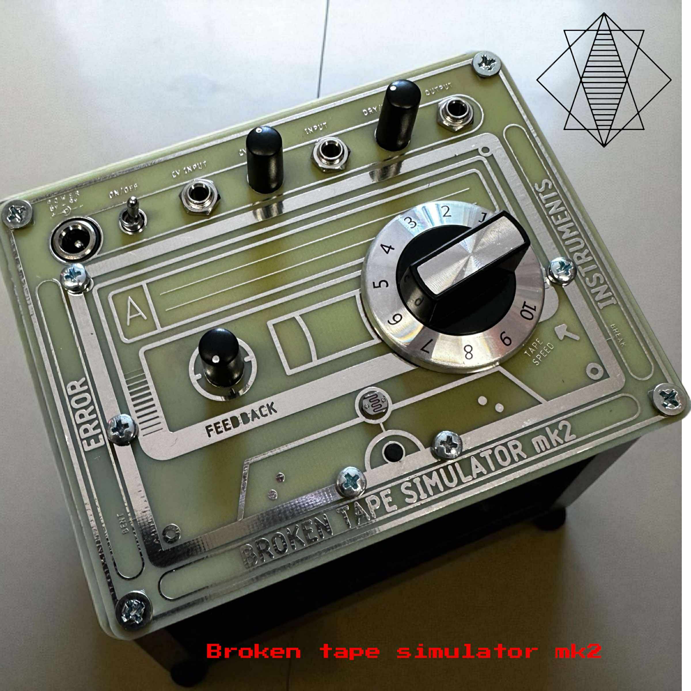 Broken tape simulator .MK2 | BRICKY FORMAT standalone box | www