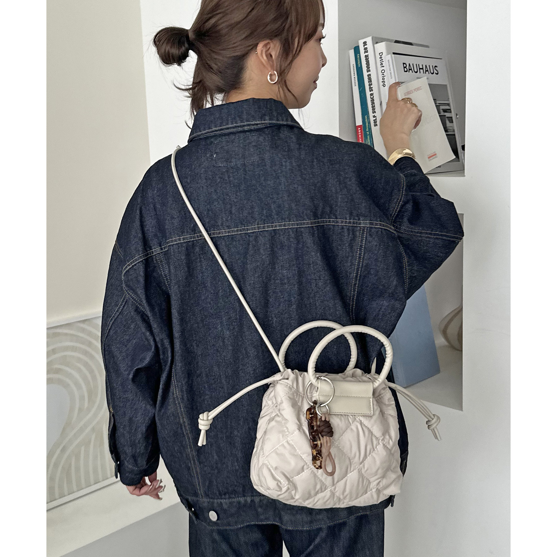 ちょっとしたお出かけに…♪】チャーム付きキルティングミニショルダー