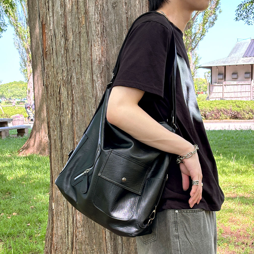 ビッグポケットショルダーバッグ | ファッション通販サイト NUGU