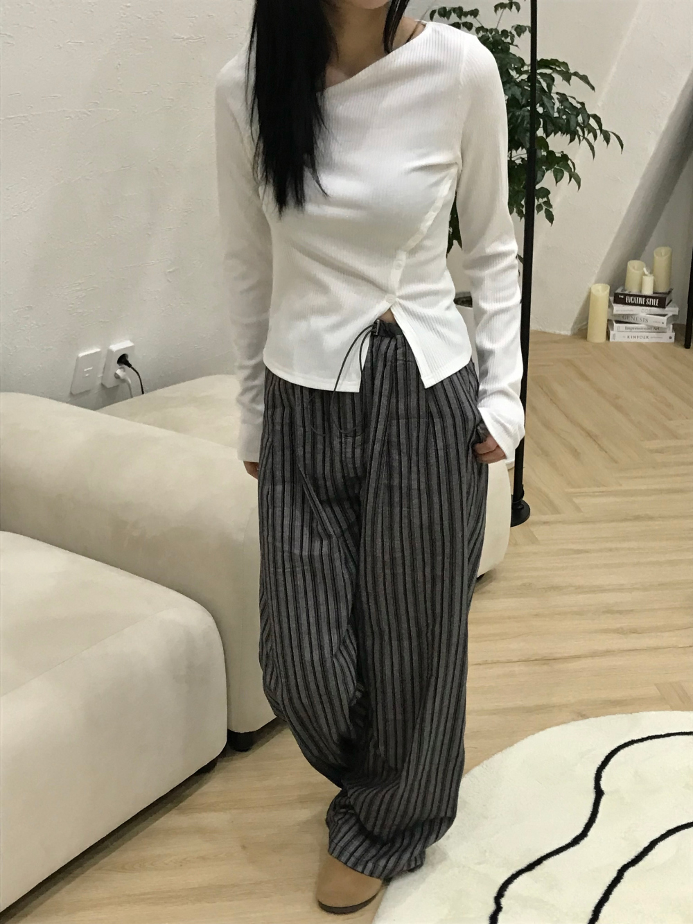 スリットレイヤードTシャツ | ファッション通販サイト NUGU