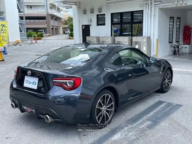 トヨタ 86 2.0 GT・2016(H28)年式・ダークグレーメタリック・2000cc
