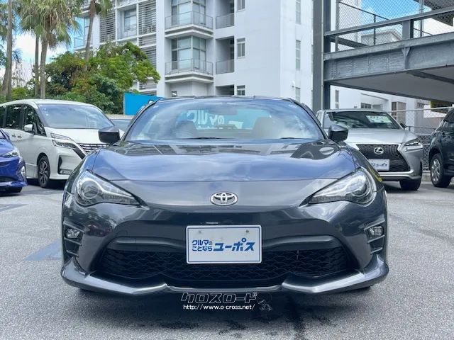 トヨタ 86 2.0 GT・2016(H28)年式・ダークグレーメタリック・2000cc