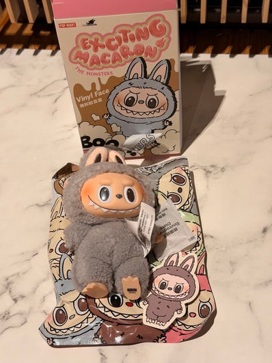 ポップマート ザ モンスターズ (ラブブ) エキサイティングマカロン