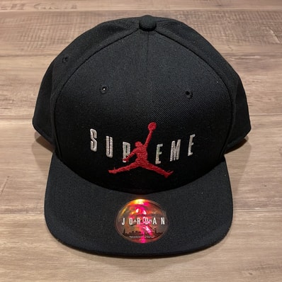 Supreme NIKE Air Jordan 6-Panel Cap 