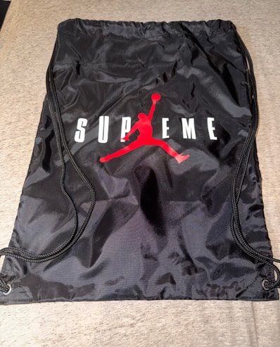 Supreme x Jordan Drawstring Bag 