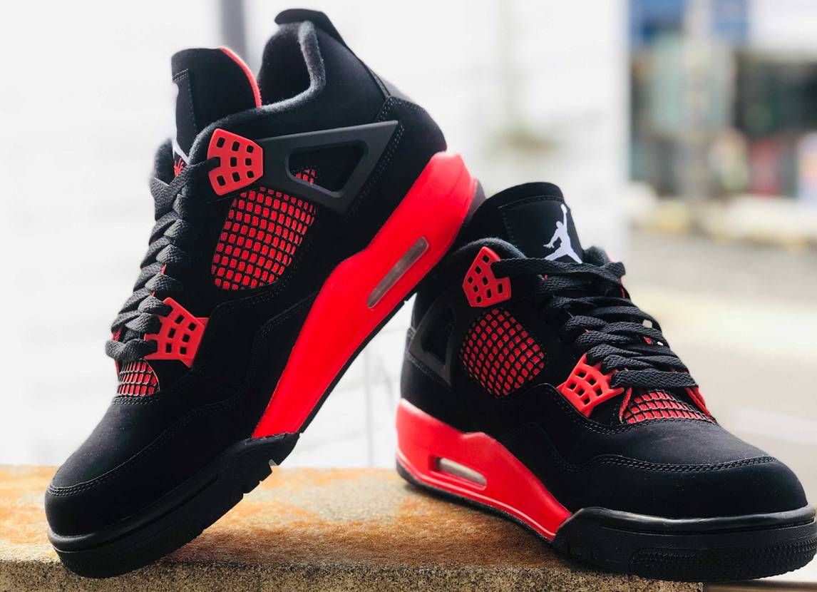 ナイキ GS エアジョーダン4 レトロ 