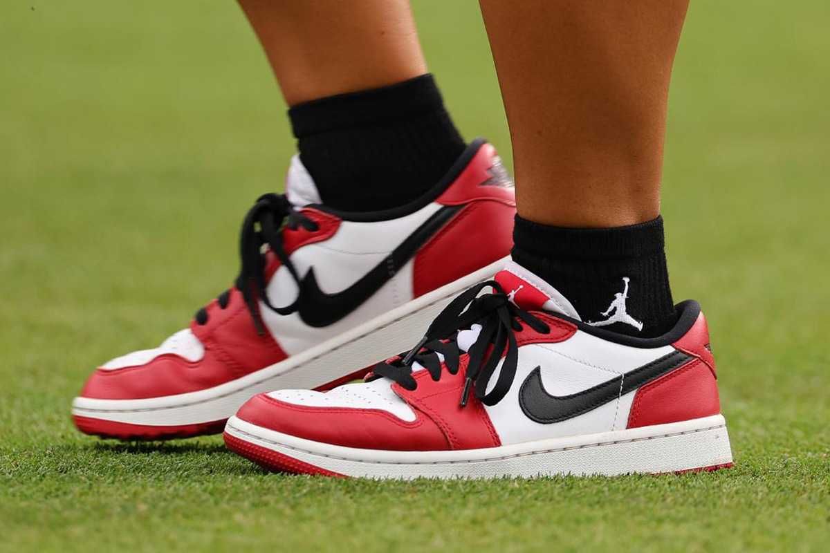 ゴルフ仕様のエアジョーダン1？人気のゴルフシューズのAJ1をご紹介