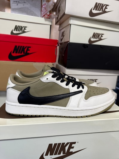 Travis Scott × Nike Air Jordan 1 Low Golf NRG 