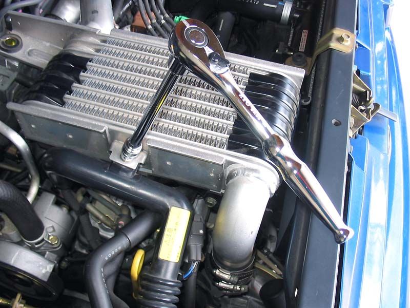 インタークーラーの外し方（スバル プレオ・RA/RV）by J'sGRACE - みんカラ