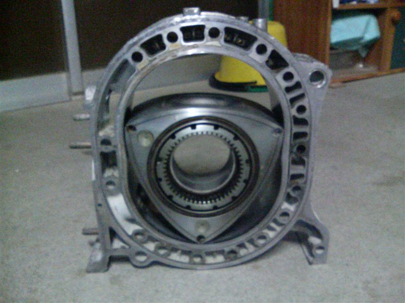 マツダ ローター＋ローターハウジング(FC用13B-T) のパーツレビュー