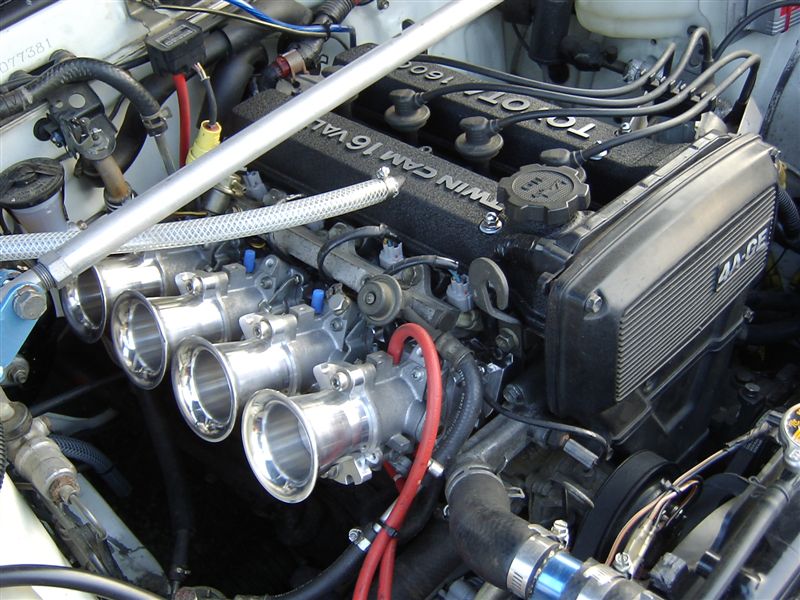 トヨタ(純正) AE101用4連スロットル のパーツレビュー | カローラ