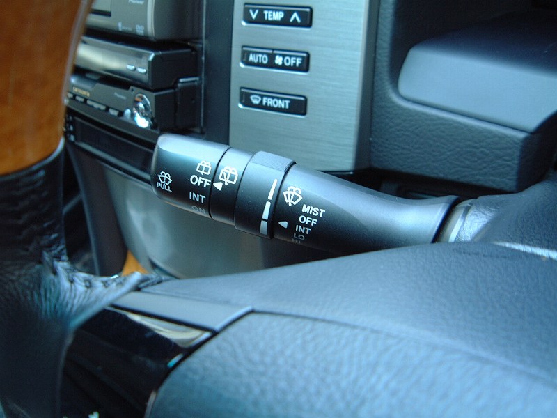 トヨタ純正 雨滴検知オートワイパーキャンセル加工 のパーツレビュー