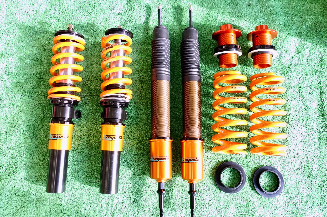 装着していた車高調の限界がきて“アラゴスタ タイプS”へ交換。さらに