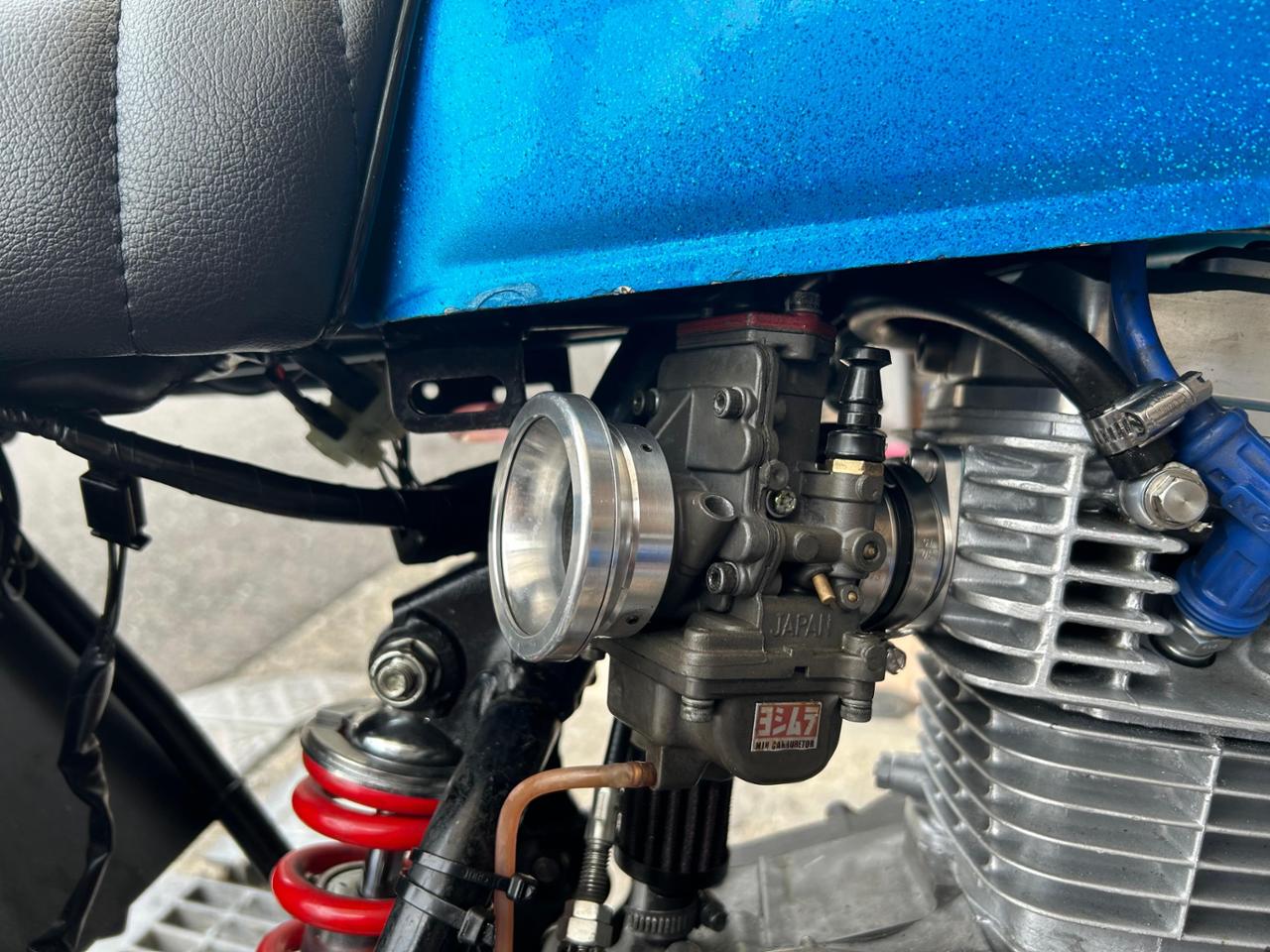 CB250T ホーク インシュレーター インマニ エンジン キャブ 100A