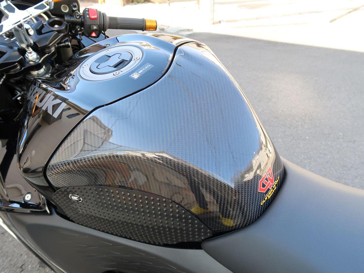 隼 HAYABUSA用 SPEEDRAタンクトップカバードライカーボン SPEEDRA