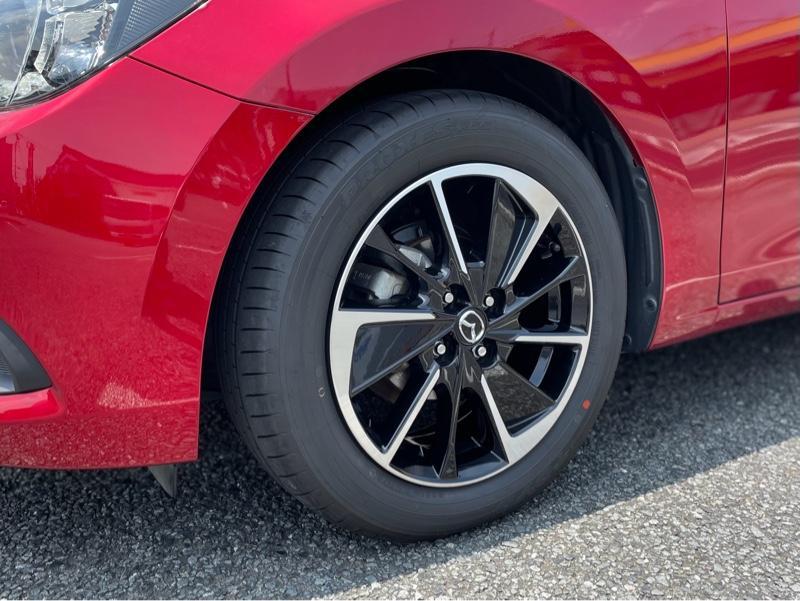 マツダ(純正) MAZDA2 SPORT専用 16インチ タイヤ&ホイール のパーツ