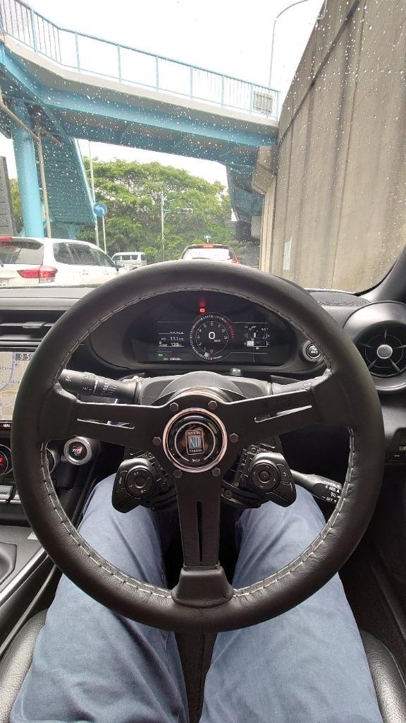 NARDI CLASSIC LEATHER ブラックレザー＆ブラックスポーク のパーツ