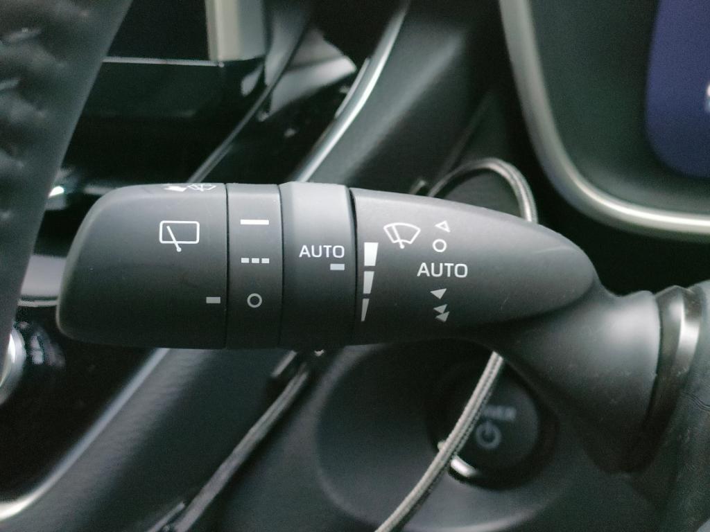 トヨタ(純正) 雨滴感知式ワイパー のパーツレビュー | カローラクロス