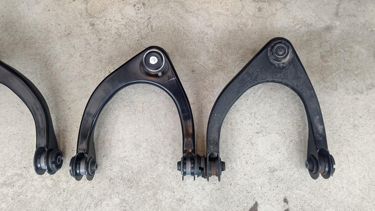 レクサス(純正) IS用フロントアッパーアーム のパーツレビュー