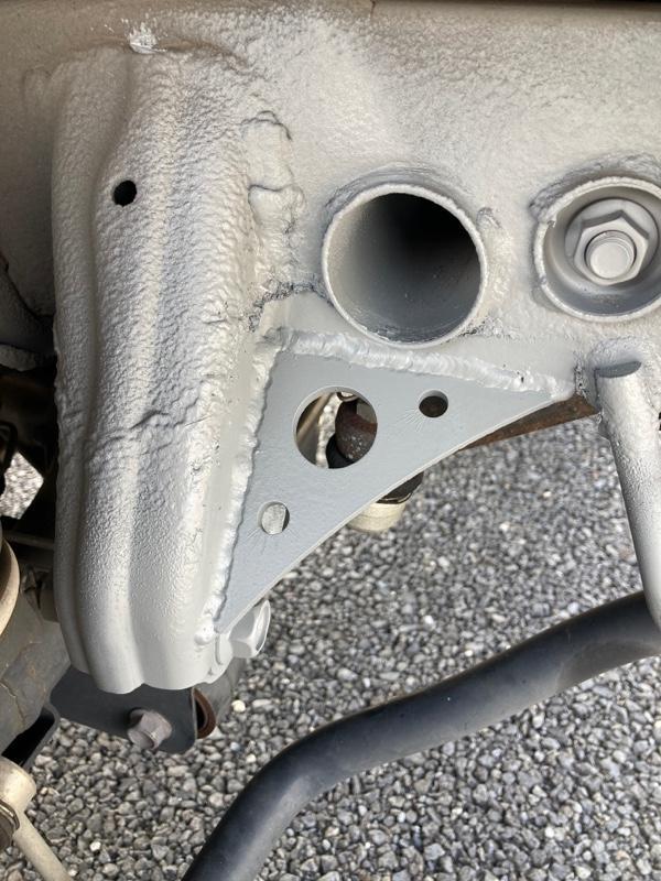 石塚エンジニアリング ラテラルロッドブラケット補強プレートJB64、74