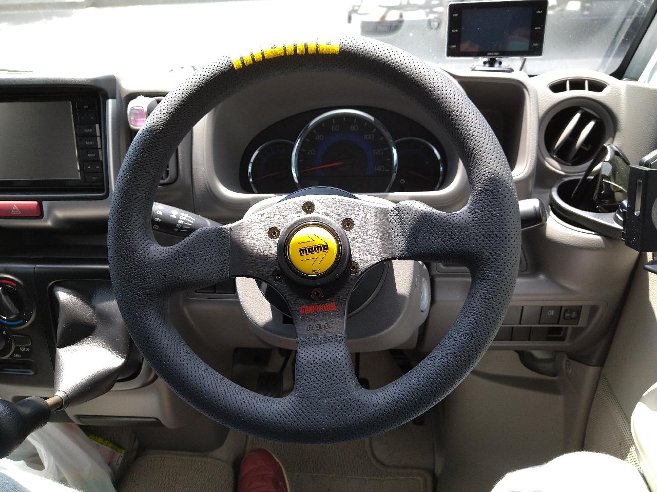 momo Competition Steering Wheel のパーツレビュー | エブリイ(コウ