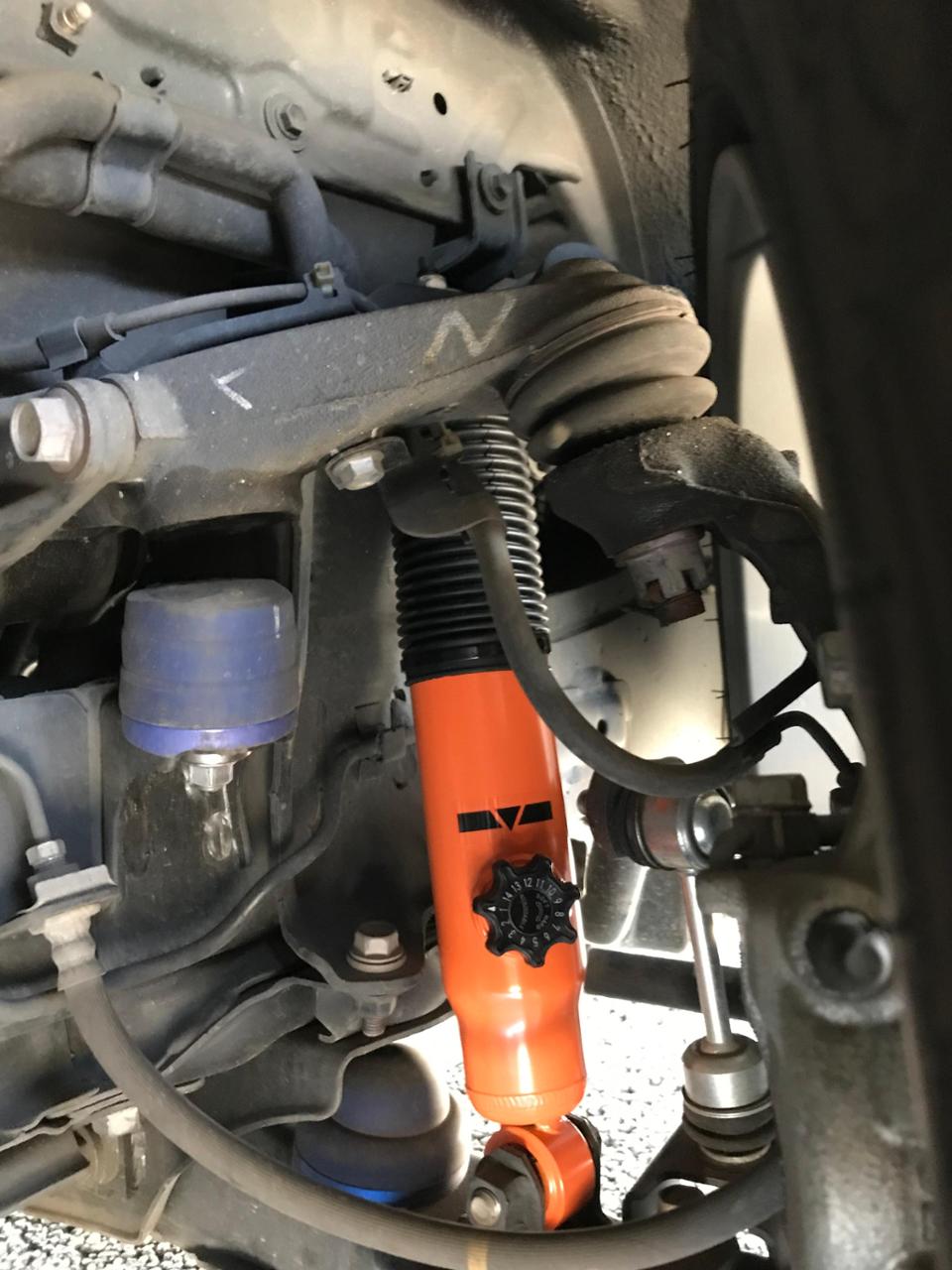 UI vehicle コンフォートショックアブソーバー のパーツレビュー