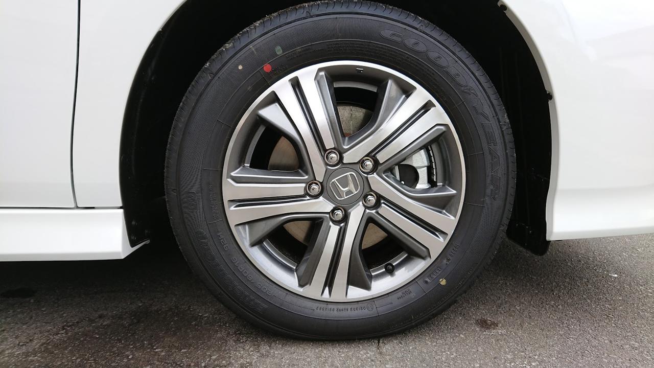 ホンダ(純正) ステップワゴン(RP5)純正ホイール 16×6.0J+50 のパーツ