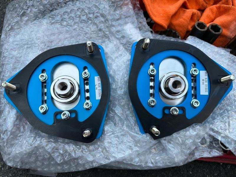 CUSCO キャンバー・キャスター調整式ピロアッパーマウント のパーツ