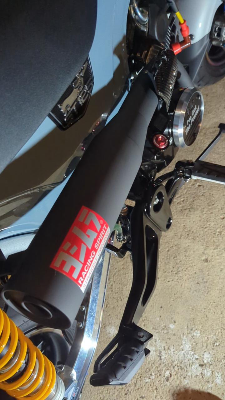 ヨシムラ 機械曲ストレート762サイクロン TYPE-UP 政府認証 のパーツ