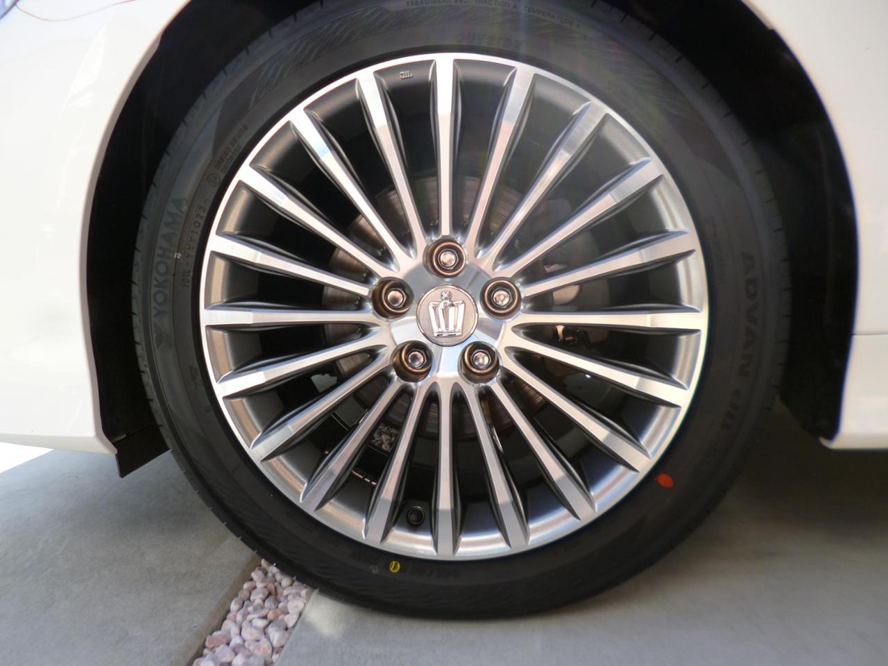 トヨタ(純正) 210系マジェスタ純正ホイール のパーツレビュー