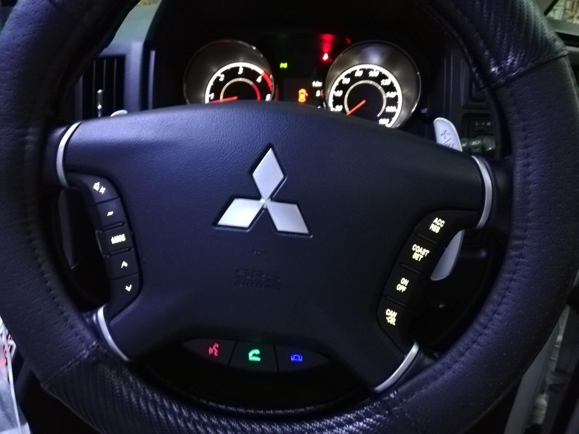 三菱自動車(純正) ステアリングリモコンスイッチ のパーツレビュー