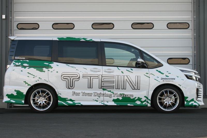 TEIN HIGH.TECH ヴォクシー/ノア ZRR80W のパーツレビュー