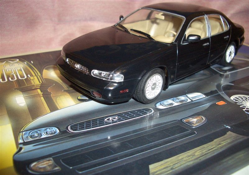 1/24アオシマのインフィニティJ30t（レパード J.フェリー）です♪｜て