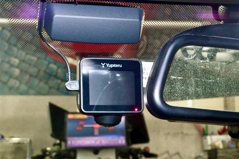フロントだけで完結するところが360°ドライブレコーダーの魅力のひとつ