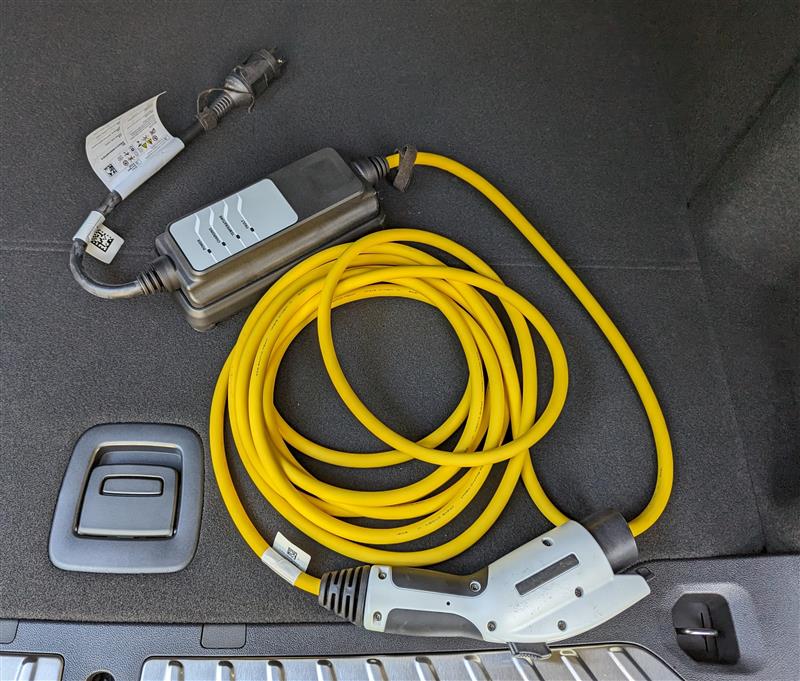 充電ケーブル｜negnegのブログ｜negnegのページ - みんカラ